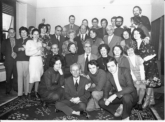 A Kriterion bukaresti szerkeszt�s�ge, 1979, azonos�tatlan fot�s felv�tele. For�s: Domokos G�za Egyes�let / Facebook. 