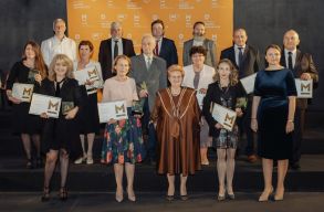 Mentorok a k�z�ss�g�rt: tizenegy �ve d�jazza az oktat�kat a MOL