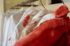 Nem ki�rlelt t�rt�nelem, hanem p�rhuzamos mikrot�rt�netek: megn�zt�k az Elm�lt jelen ki�ll�t�st