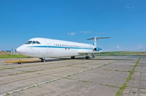 A bukaresti Orsz�gos Rep�l�si M�zeumba ker�l Ceausescu nemr�g el�rverezett rep�l�g�pe