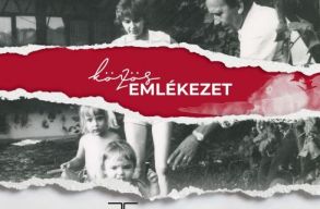 A k�z�s eml�kezet a sz�kelyudvarhelyi dr�MA kort�rs sz�nh�zi tal�lkoz� k�z�ppontj�ban