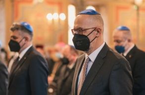 Kelemen Hunor a Holokauszt �ldozatainak Nemzetk�zi Eml�knapj�n: „Meg kell k�zden�nk a felejt�ssel”